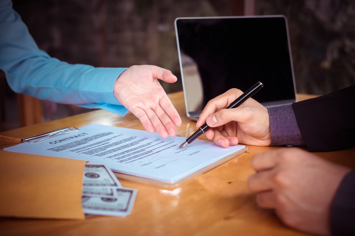 Commercial Contract Translation in UAE