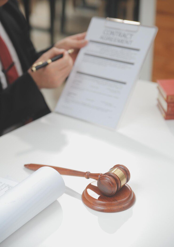 ترجمة العقود في الإمارات العربية المتحدة