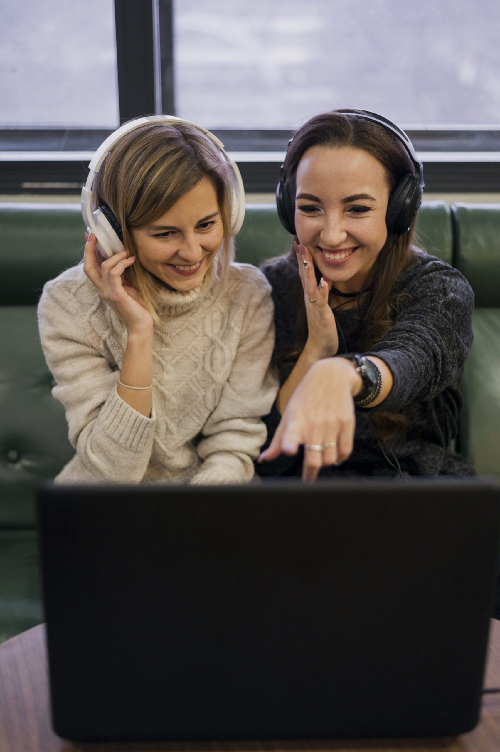 Simultaneous Interpreting Services